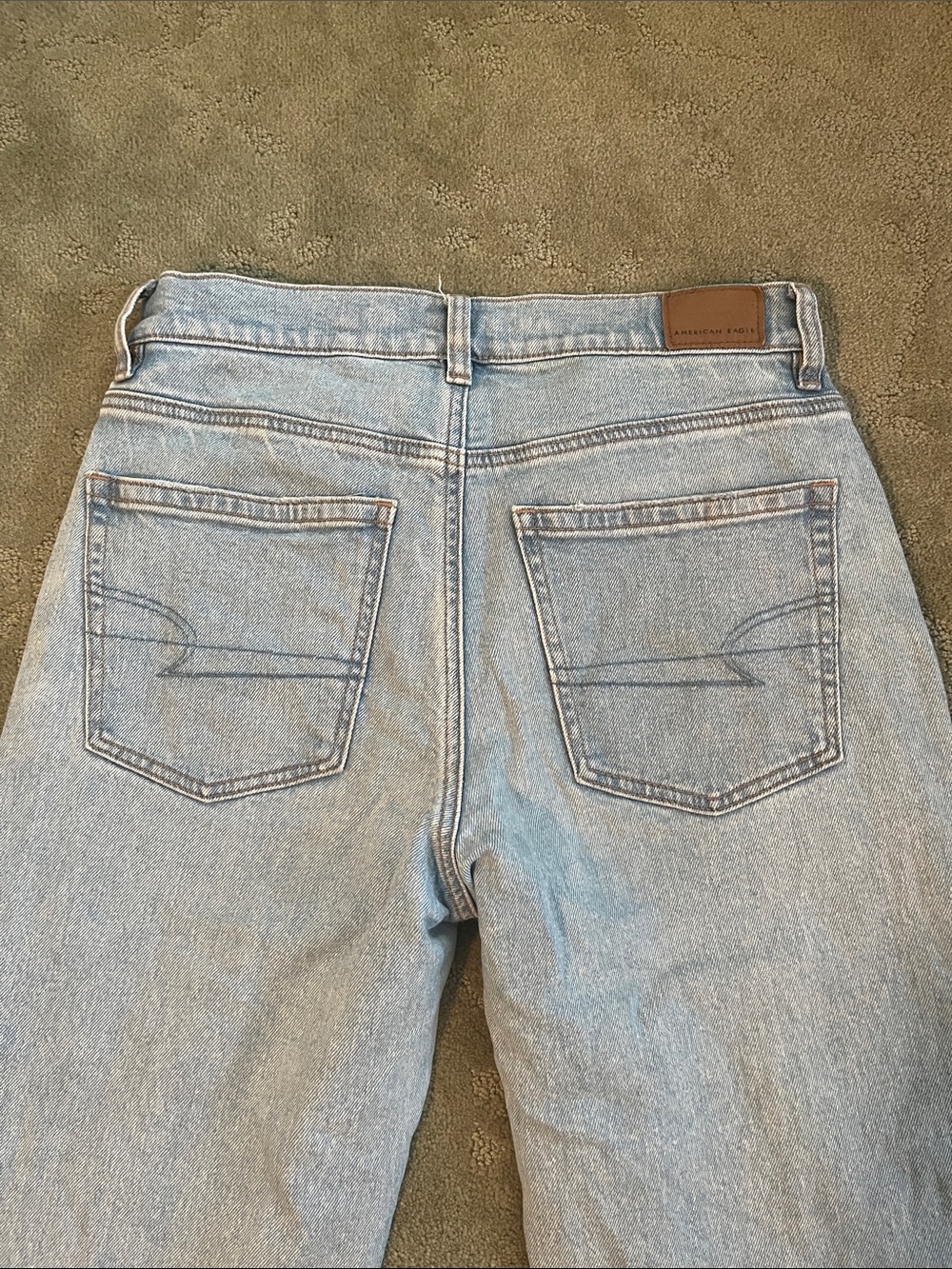 American Eagle Outfitters Light Blue Super High Rise Straight Jeans - Picture 4 of 7